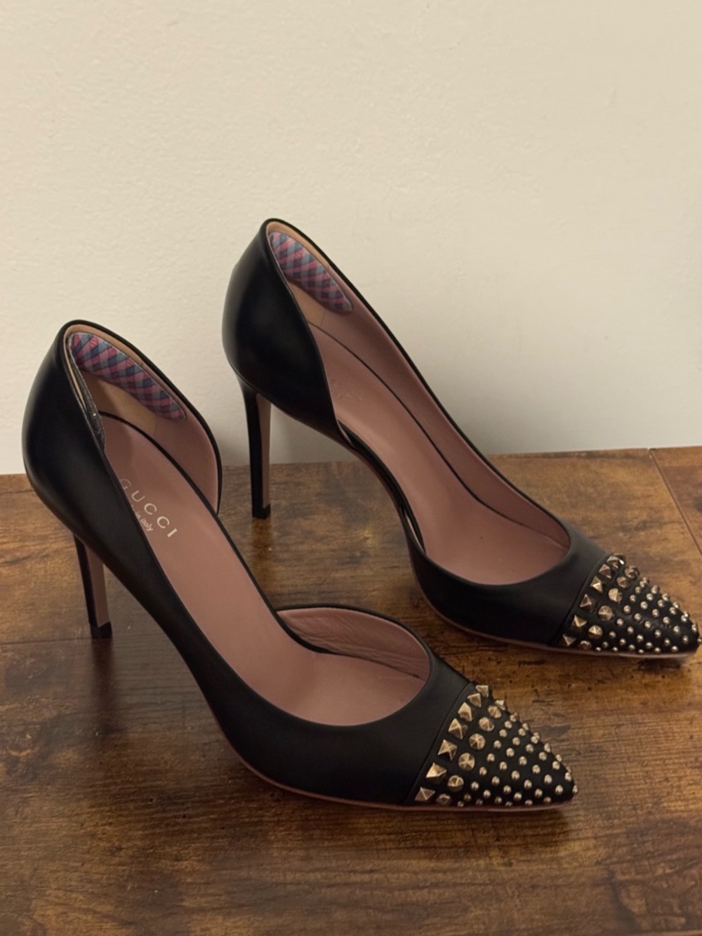 Gucci Black Leather Studded D'Orsay Pumps